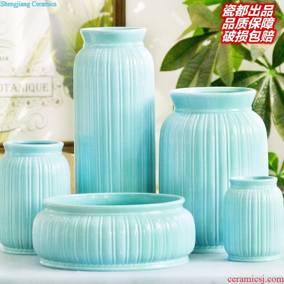 Jingdezhen ceramics hand-painted enamel vase large Chinese flower arrangement is an art that sitting room adornment table surface furnishing articles