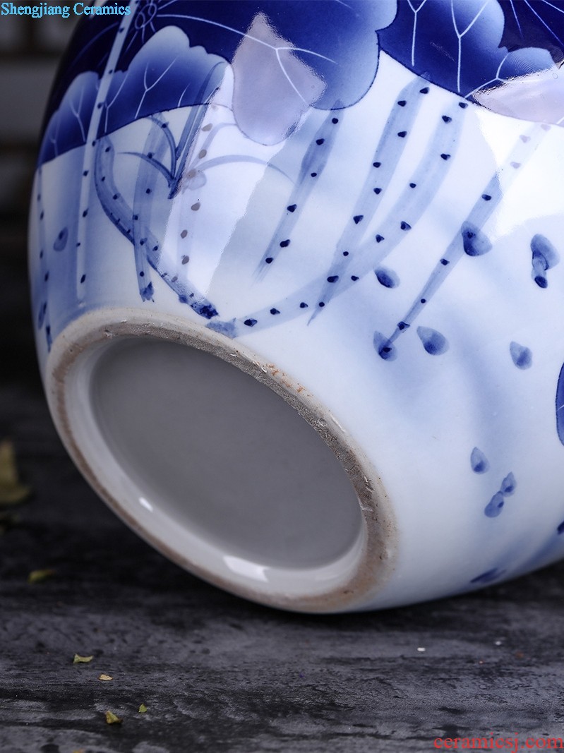 Jingdezhen ceramics hand-painted floret bottle water raise lucky bamboo flower arrangement of blue and white porcelain decorative furnishing articles creative arts and crafts