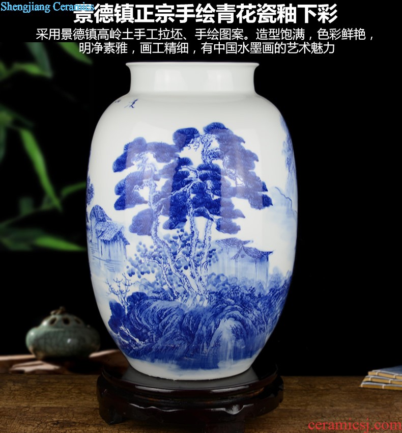 Jingdezhen ceramic general pot of modern American golden vase flower arrangement sitting room luxury household soft adornment is placed