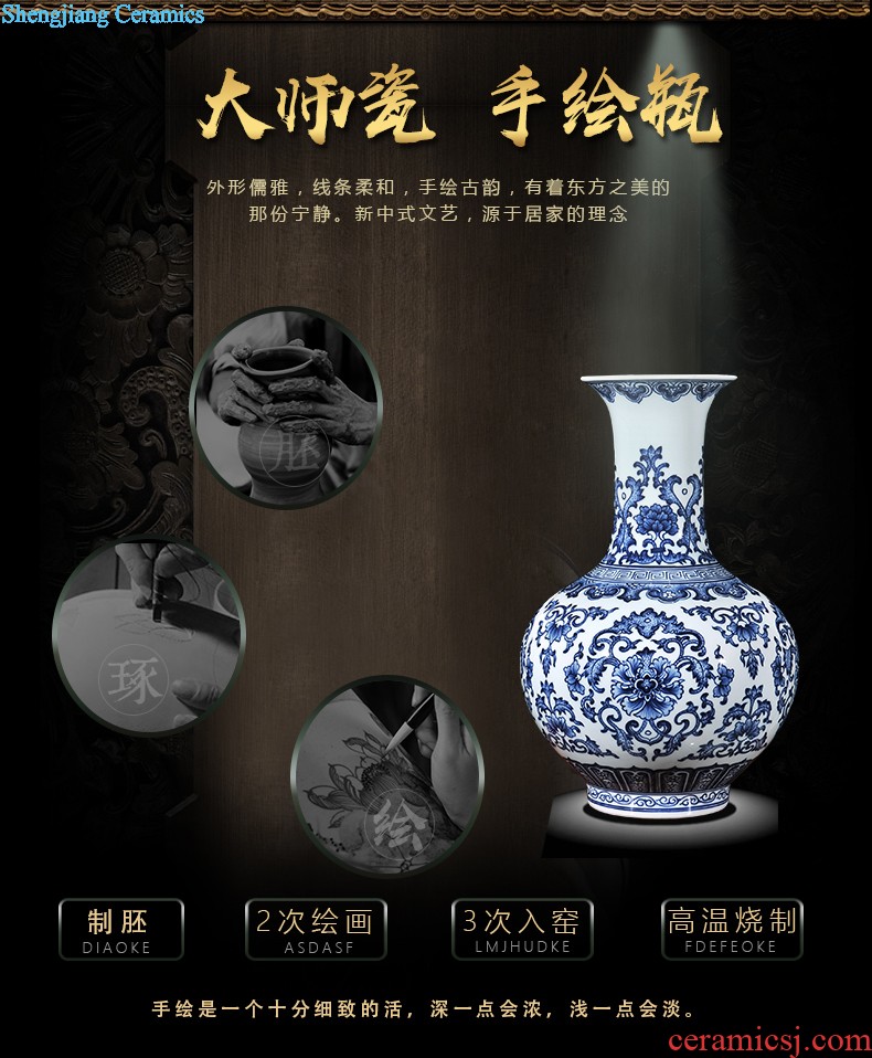 Jingdezhen hand-painted ceramic vases, contracted and contemporary and fashionable household furnishing articles lotus flower arrangement sitting room place dry vase