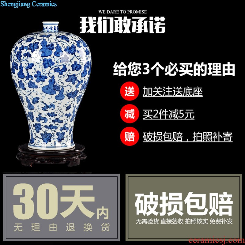 Jingdezhen ceramics furnishing articles furnishing articles Chinese blue and white porcelain vase decoration style of the ancients household flower arrangement sitting room adornment