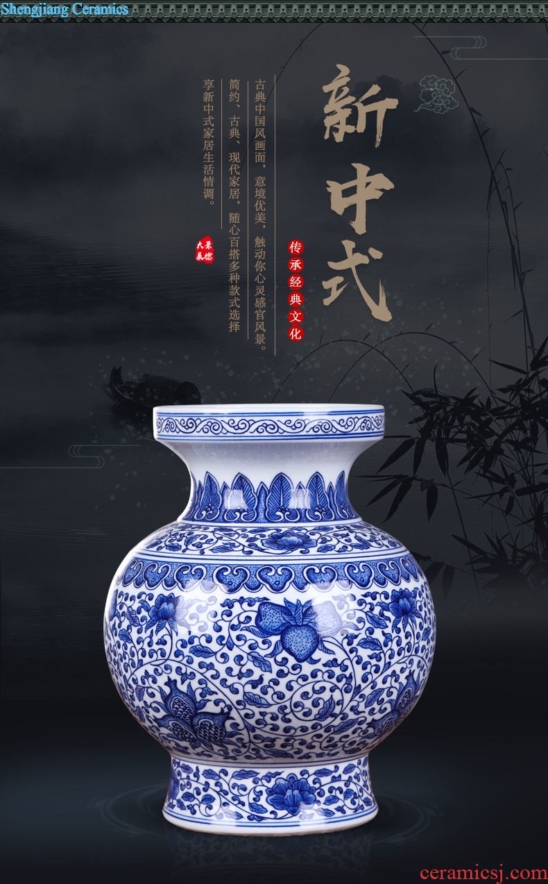 Jingdezhen ceramic furnishing articles under the antique porcelain Xiao Heyue after han xin ceramic vases, flower crafts are sitting room