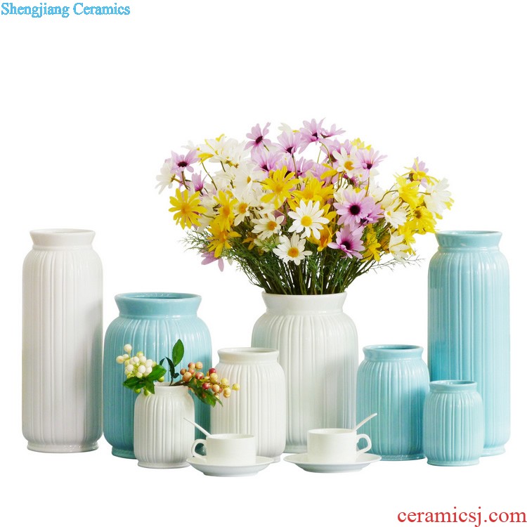 Jingdezhen ceramics hand-painted enamel vase large Chinese flower arrangement is an art that sitting room adornment table surface furnishing articles