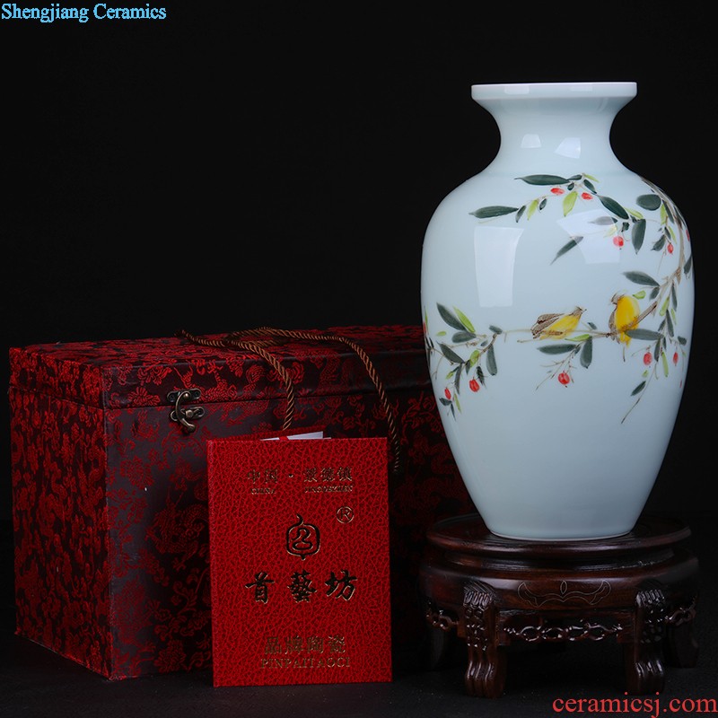 Blue and white porcelain of jingdezhen porcelain vases creative furnishing articles Chinese style classical style restoring ancient ways is hand-painted vases, antique vase