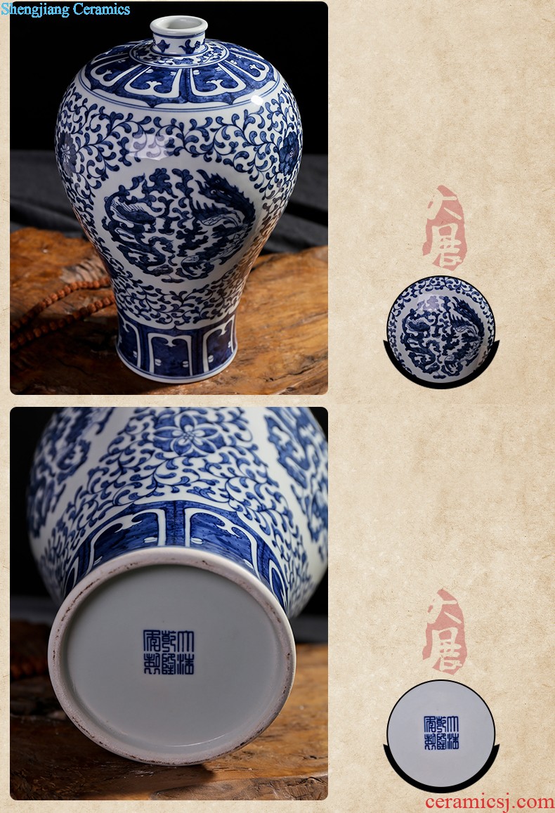 Blue and white porcelain vase, jingdezhen ceramic furnishing articles lucky bamboo handicraft classical flower arrangement porcelain household act the role ofing is tasted the living room