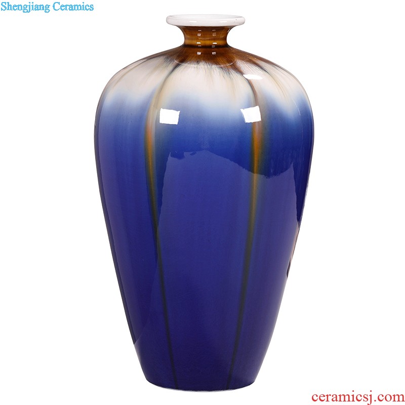 Creative hand painted blue and white porcelain vase furnishing articles mesa of Chinese style restoring ancient ways is the sitting room decoration home decoration ceramics handicraft