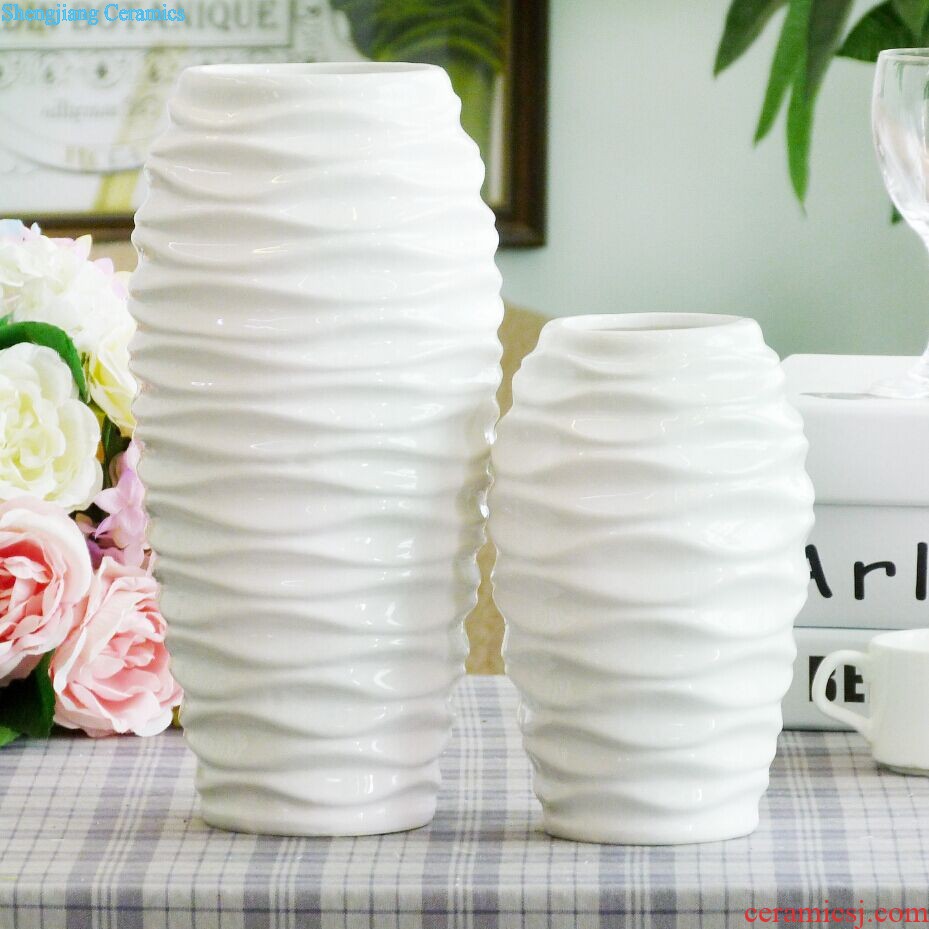 Zakka creative ceramic handicrafts object and white girlfriend married love gift couple furnishing articles