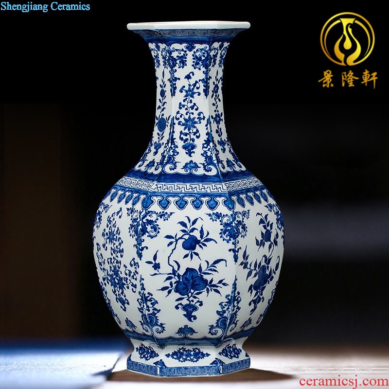 Antique vase of blue and white porcelain of jingdezhen ceramics wine new Chinese style household act the role ofing is tasted the sitting room porch place process