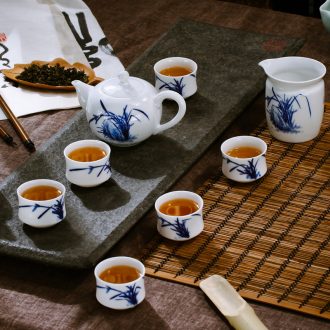 Hand draw nine domain of jingdezhen blue and white porcelain is 8 head porcelain tea set A complete set of creative ceramic four unity teapot