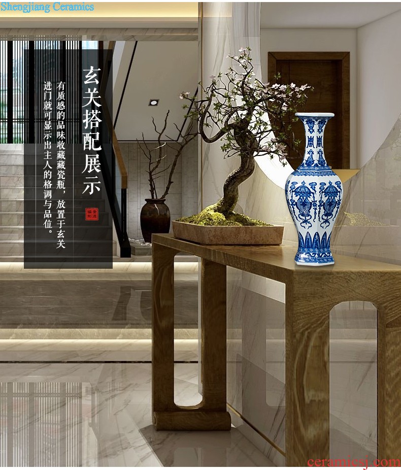 Jingdezhen ceramics vase antique blue-and-white large flower arranging new porch sitting room of Chinese style household act the role ofing is tasted furnishing articles