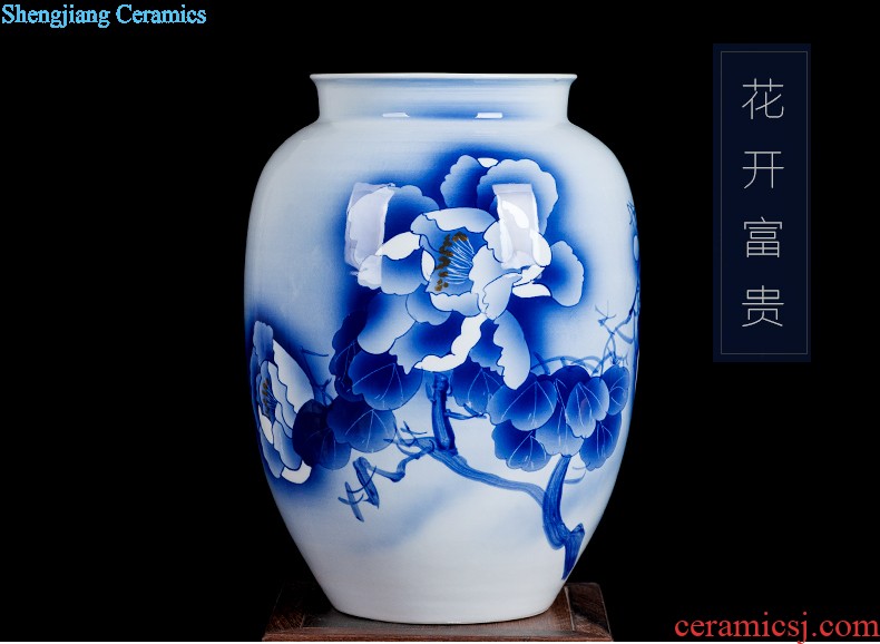 Jingdezhen ceramics furnishing articles act the role ofing is tasted household decoration of Chinese style decoration plate sitting room porch ark TV ark