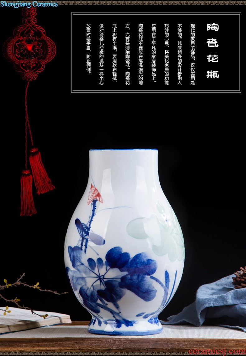 Jingdezhen ceramics Hand painted blue and white porcelain vase handicraft carving sitting room ark furnishing articles home decoration