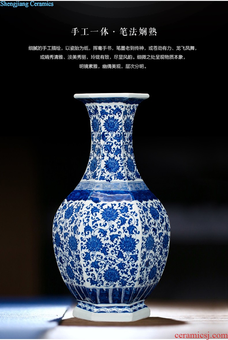 Jingdezhen ceramics vase antique blue-and-white large flower arranging new porch sitting room of Chinese style household act the role ofing is tasted furnishing articles