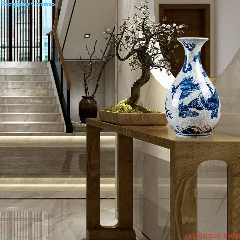 Jingdezhen creative home sitting room decoration plate desktop furnishing articles ceramics handicraft figure doors of the town house to ward off bad luck