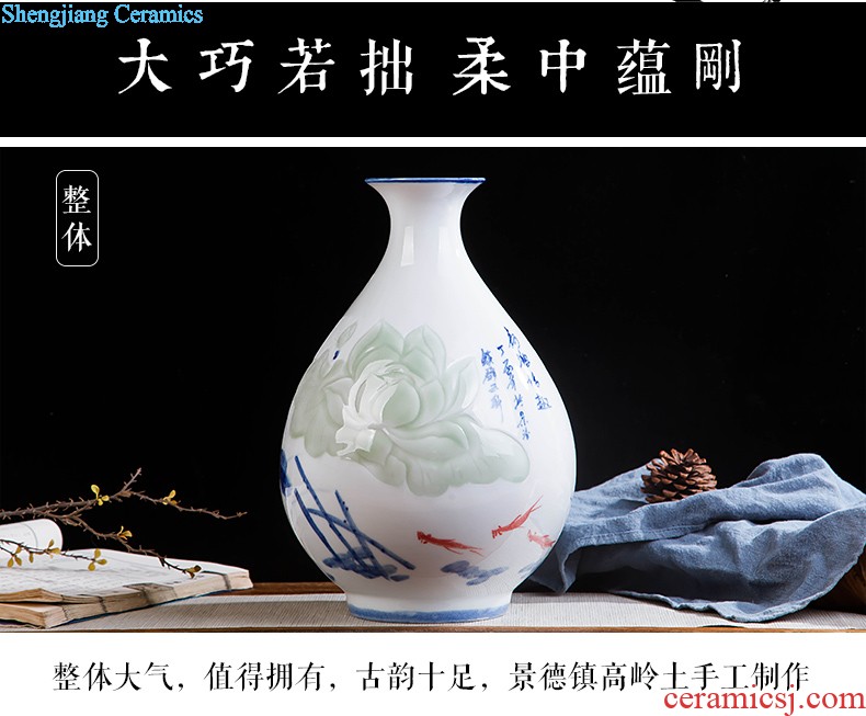 Jingdezhen ceramics Hand painted blue and white porcelain vase handicraft carving sitting room ark furnishing articles home decoration