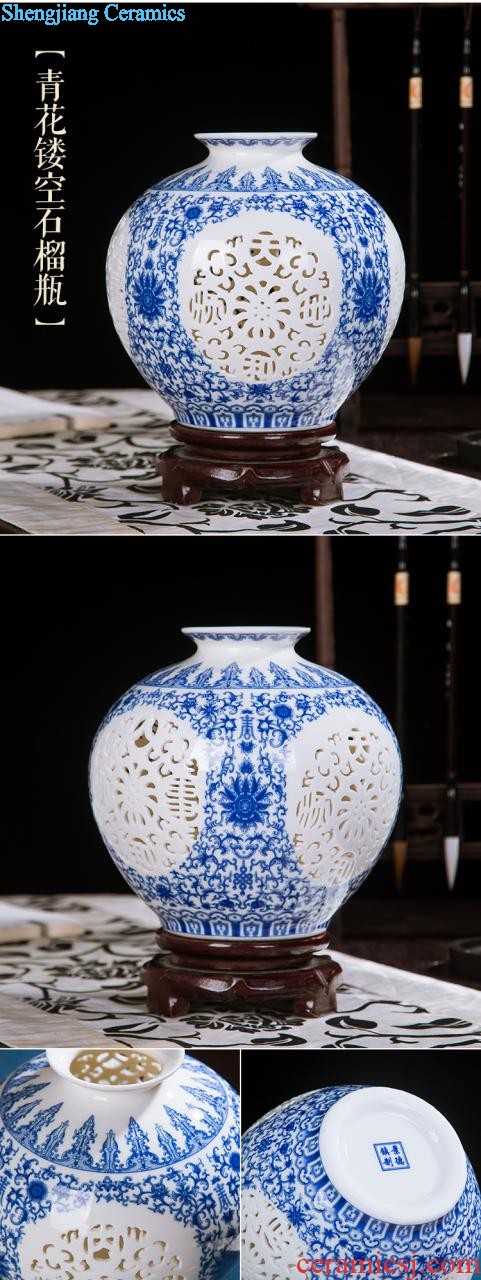 Jingdezhen ceramic knife clay hand-painted vases, flower arranging Chinese style household living room TV cabinet decoration handicraft furnishing articles