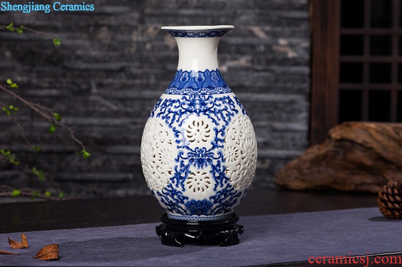 Jingdezhen ceramics furnishing articles hang dish sitting room ark Chinese arts and crafts decoration home decoration plate of town house