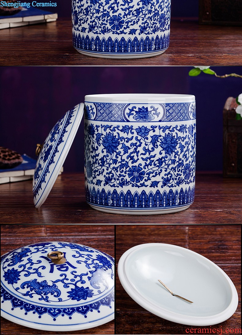 Jingdezhen ceramics antique flower arrangement of blue and white porcelain vase Chinese style furnishing articles contracted household act the role ofing is tasted the sitting room of handicraft