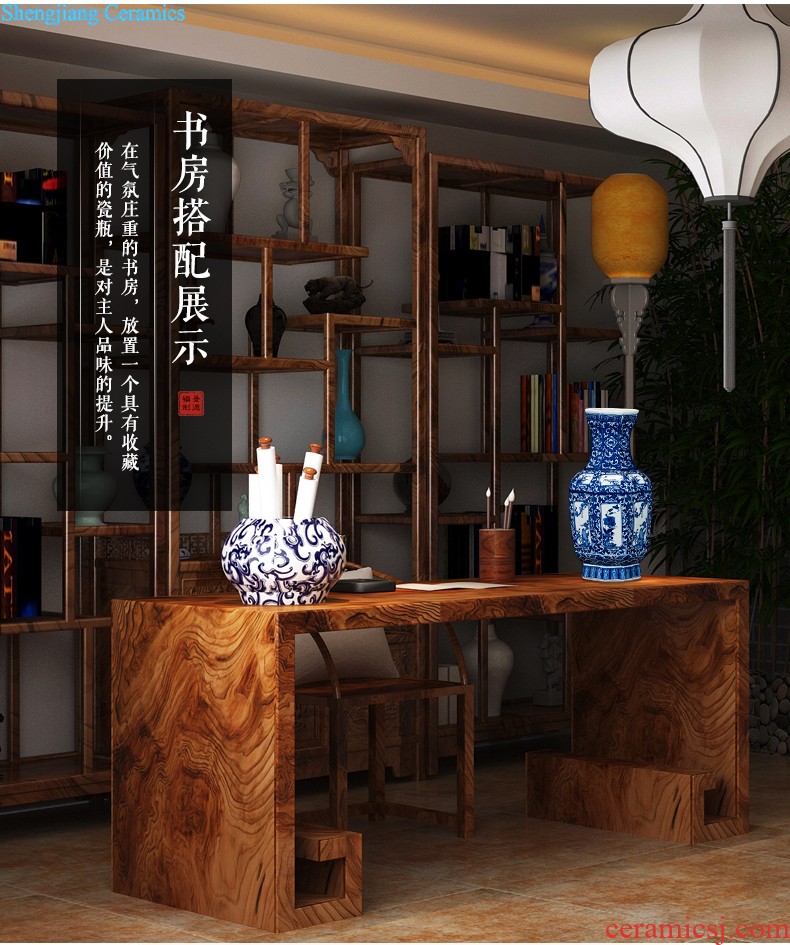 Jingdezhen ceramics vase antique blue-and-white large flower arranging new porch sitting room of Chinese style household act the role ofing is tasted furnishing articles