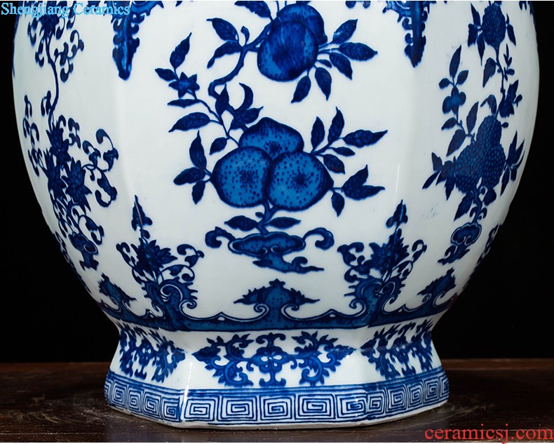 Antique porcelain sitting room Jingdezhen blue and white porcelain Archaize ceramic vase Viewing place vase vase planting