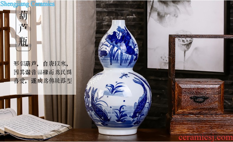 Jingdezhen ceramics hand-painted vases MeiHe double flower arranging clearer Chinese style home sitting room adornment is placed a gift