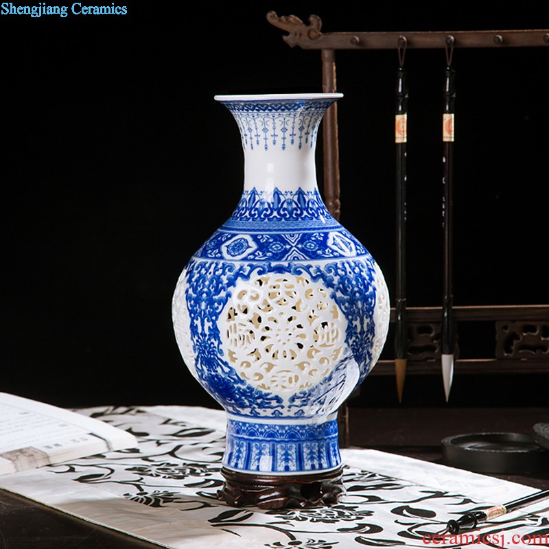 Jingdezhen ceramic knife clay hand-painted vases, flower arranging Chinese style household living room TV cabinet decoration handicraft furnishing articles