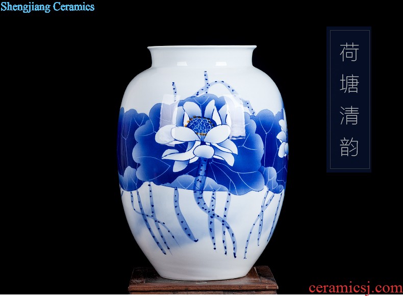 Jingdezhen ceramics furnishing articles act the role ofing is tasted household decoration of Chinese style decoration plate sitting room porch ark TV ark