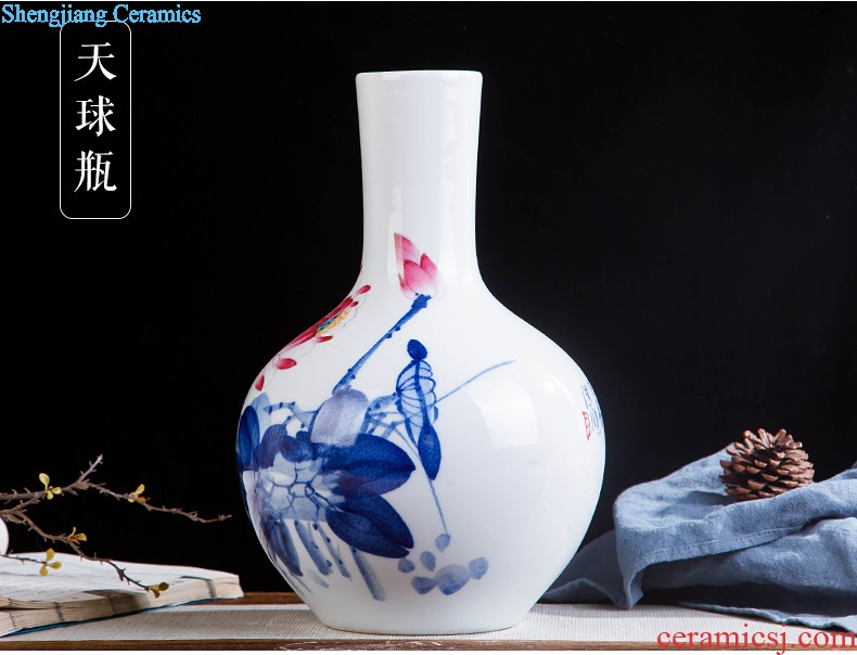 Contracted and contemporary jingdezhen ceramics vase carve shadow green rich ancient frame wine sitting room adornment home furnishing articles