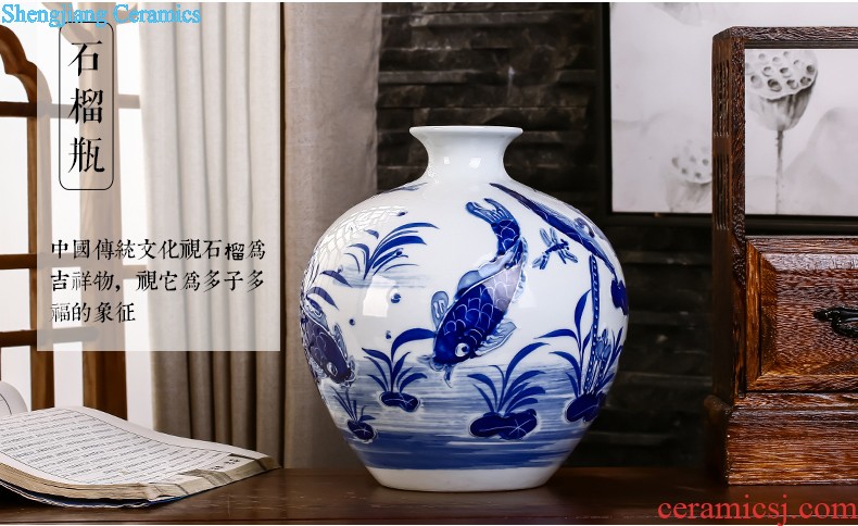 Jingdezhen ceramics hand-painted vases MeiHe double flower arranging clearer Chinese style home sitting room adornment is placed a gift