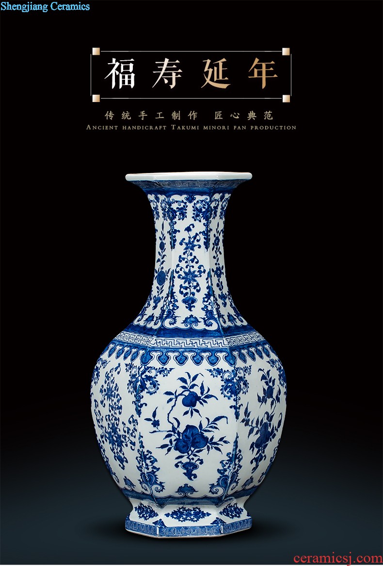 Antique vase of blue and white porcelain of jingdezhen ceramics wine new Chinese style household act the role ofing is tasted the sitting room porch place process