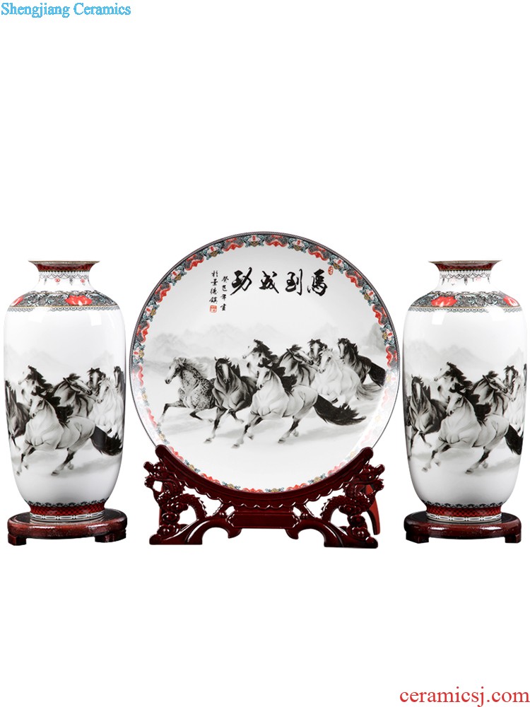 Jingdezhen ceramics hang dish of Chinese red sun yat-sen as ornamental decoration home wine sitting room adornment is placed