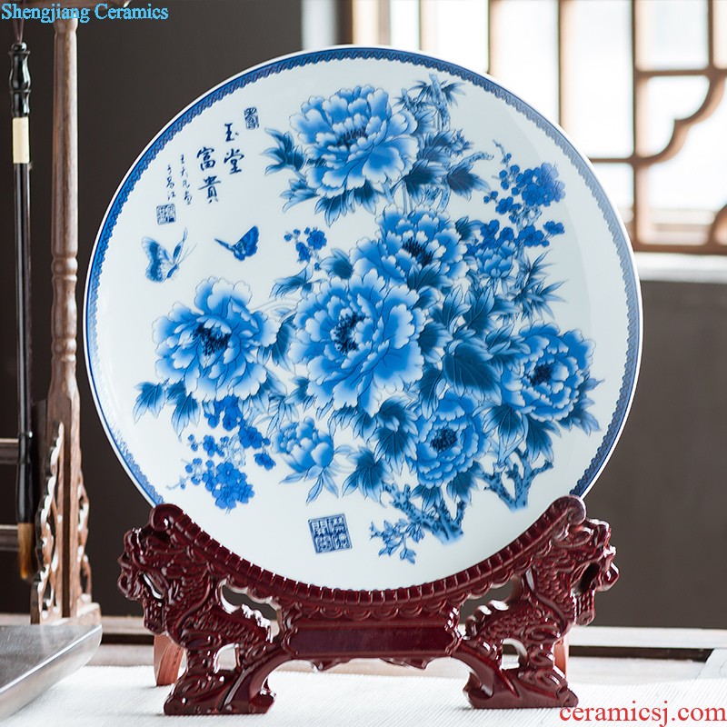 Jingdezhen ceramics furnishing articles to sit home decoration plate of Chinese arts and crafts wine sitting room porch decoration plate