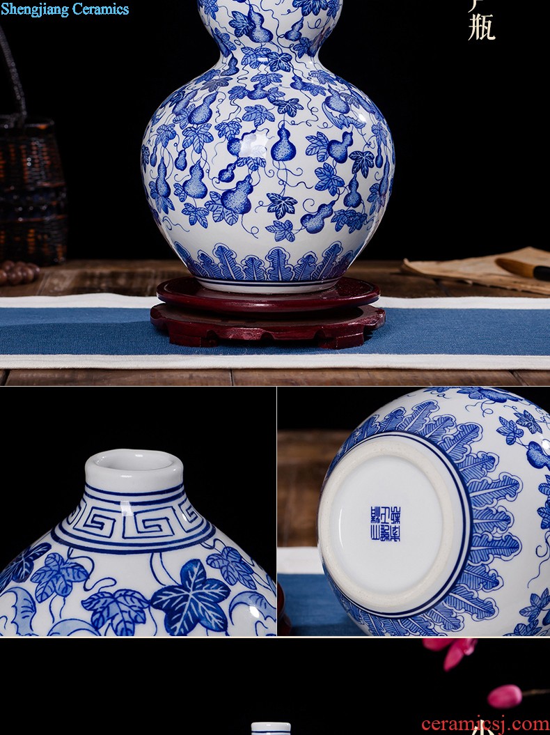 Jingdezhen ceramic porcelain plate painting landscapes The mural wall act the role ofing sitting room hangs a picture on the glaze color antique carved decorative furnishing articles