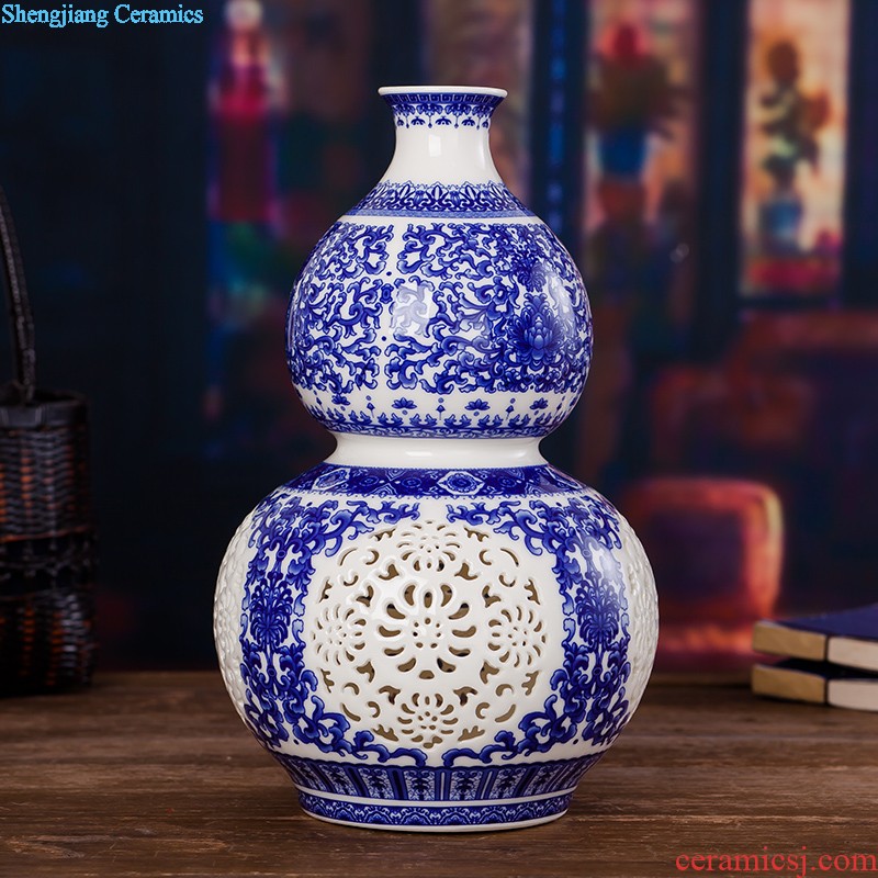 Blue and white ceramics jingdezhen large hand-painted vases, flower arrangement sitting room porch decoration of Chinese style household furnishing articles