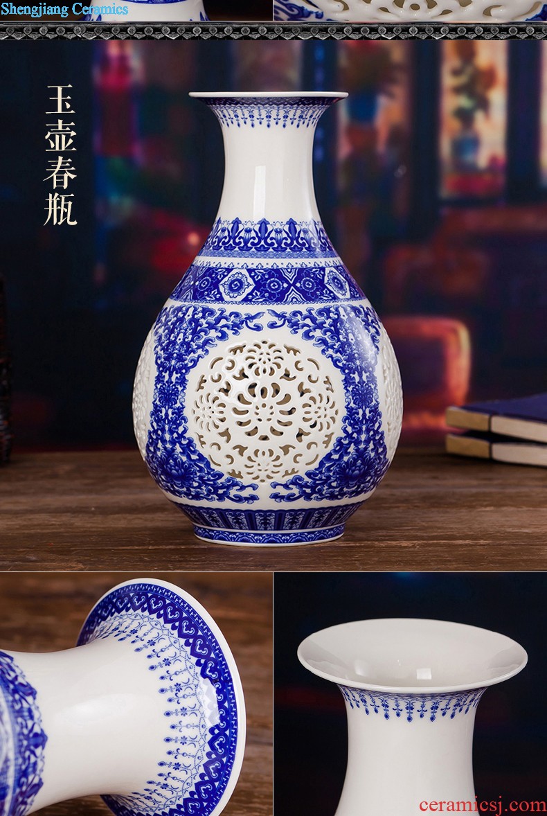 Blue and white ceramics jingdezhen large hand-painted vases, flower arrangement sitting room porch decoration of Chinese style household furnishing articles