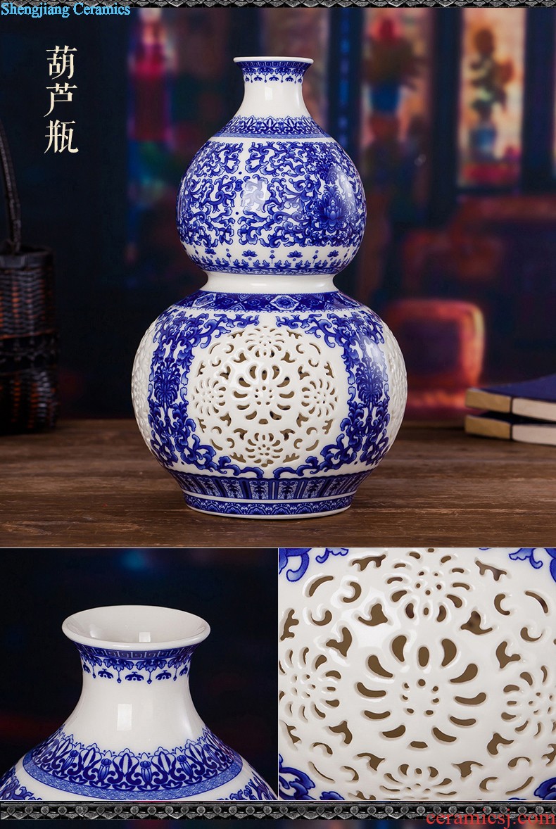 Blue and white ceramics jingdezhen large hand-painted vases, flower arrangement sitting room porch decoration of Chinese style household furnishing articles