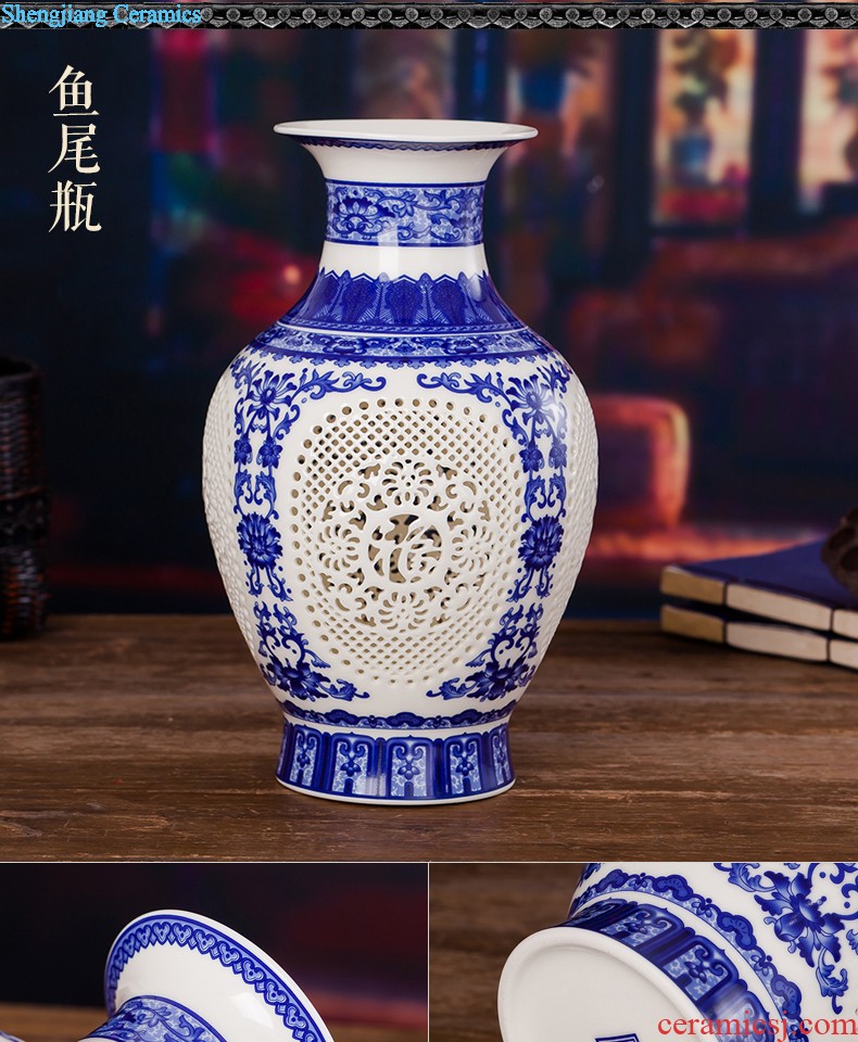 Blue and white ceramics jingdezhen large hand-painted vases, flower arrangement sitting room porch decoration of Chinese style household furnishing articles