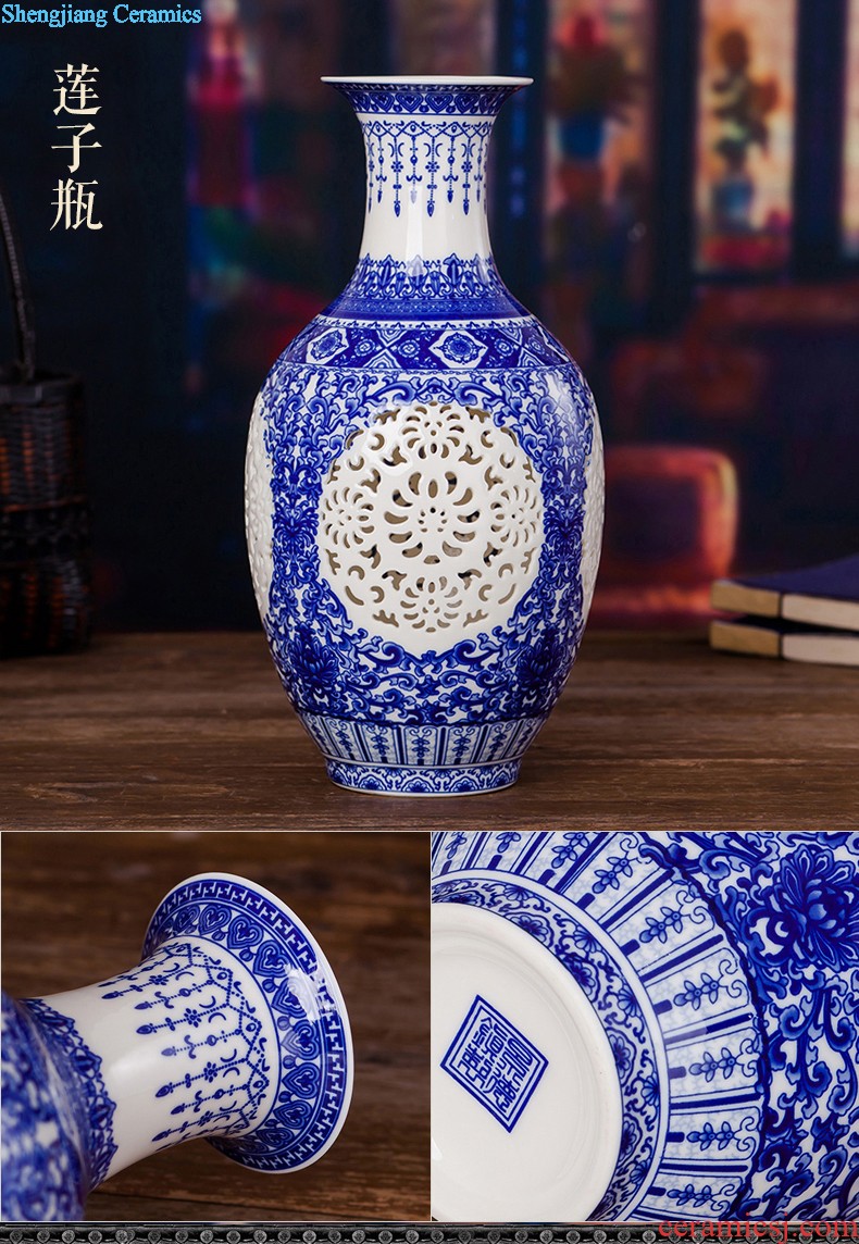 Blue and white ceramics jingdezhen large hand-painted vases, flower arrangement sitting room porch decoration of Chinese style household furnishing articles