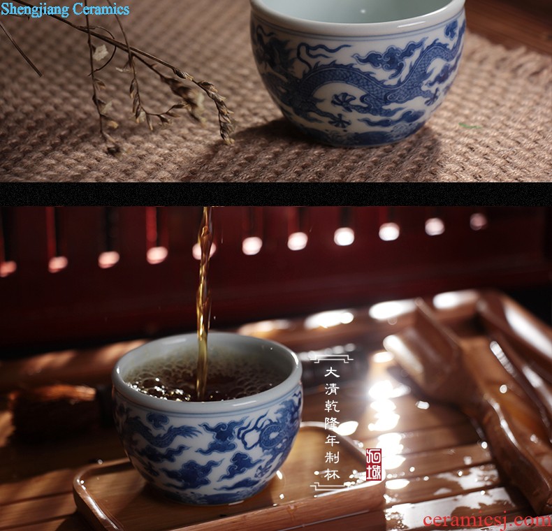 Archaize of jingdezhen ceramic yongzheng designs of blue and white tie up branch okra grain tea cups Hand painted kung fu tea sample tea cup