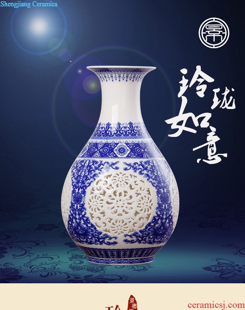 Blue and white ceramics jingdezhen large hand-painted vases, flower arrangement sitting room porch decoration of Chinese style household furnishing articles