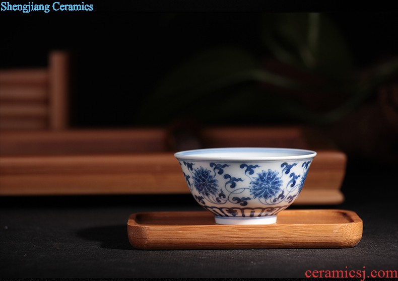 Jingdezhen blue and white youligong manual hand-painted chinaware lotus flower pot cup kung fu tea treasures