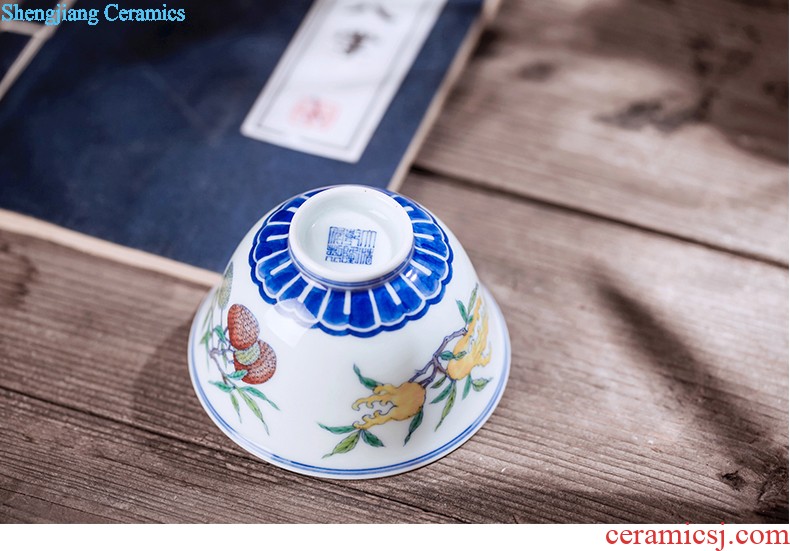 Jingdezhen ceramic sample tea cup tea kungfu tea cup imitation qing yongzheng colorful peony flower cup fights the color small cups