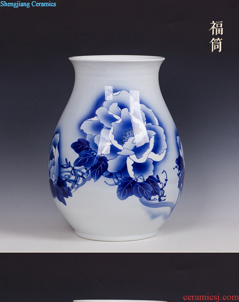 Jingdezhen ceramic vase furnishing articles Chinese famille rose porcelain three-piece handicraft wine porch sitting room adornment