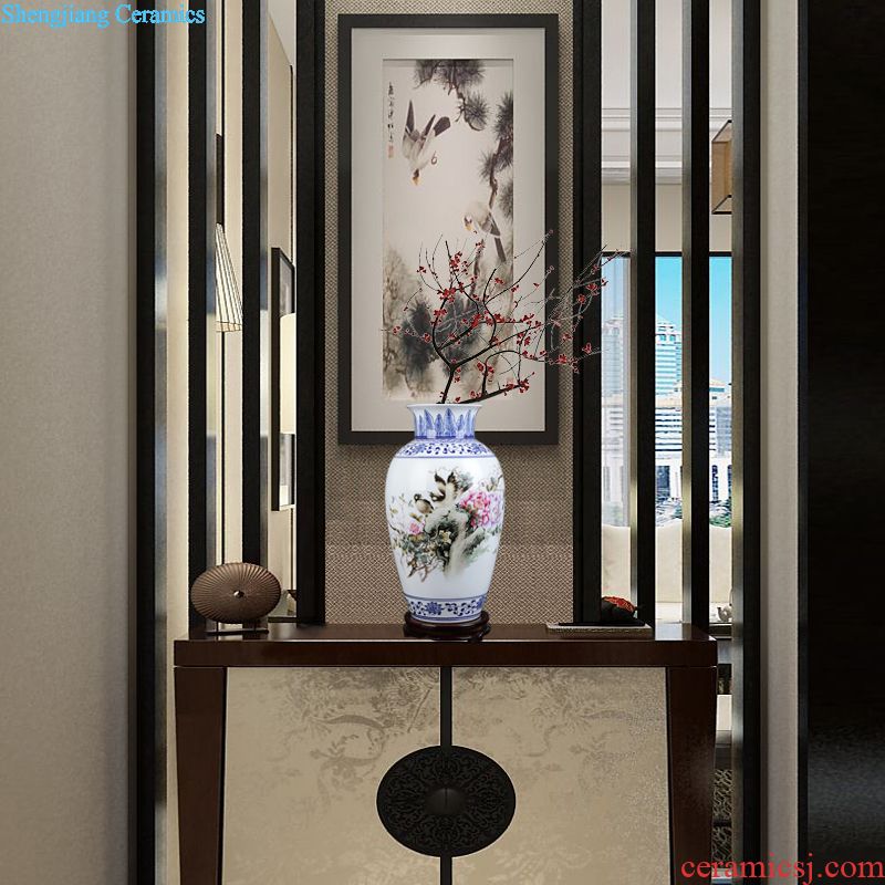 Jingdezhen ceramics famille rose porcelain vase home sitting room adornment furnishing articles of handicraft fragrant lotus classical caddy