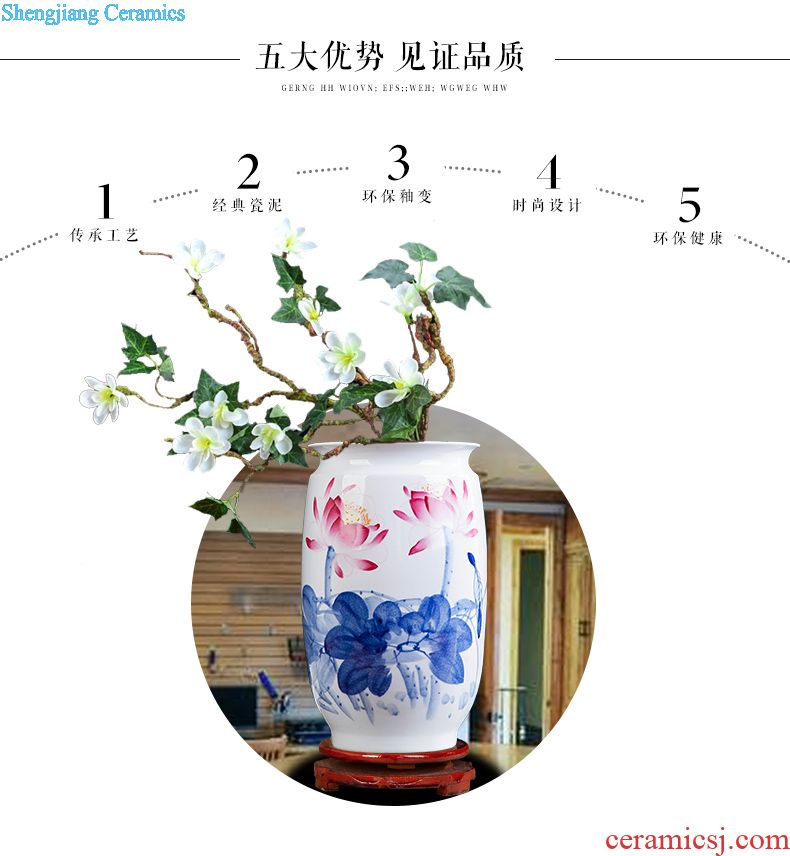 Jingdezhen ceramics hand-painted antique Chinese blue and white porcelain vase furnishing articles contracted household act the role ofing is tasted the sitting room of handicraft