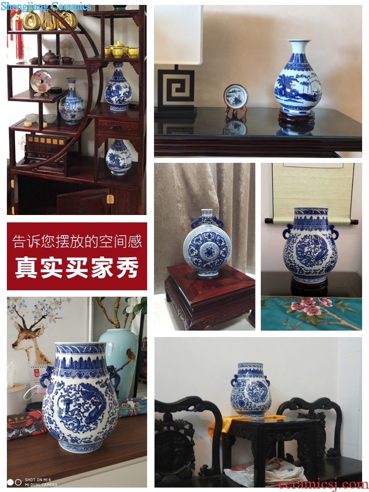 Antique vase of blue and white porcelain of jingdezhen ceramics lucky bamboo living room TV ark place Chinese style household ornaments