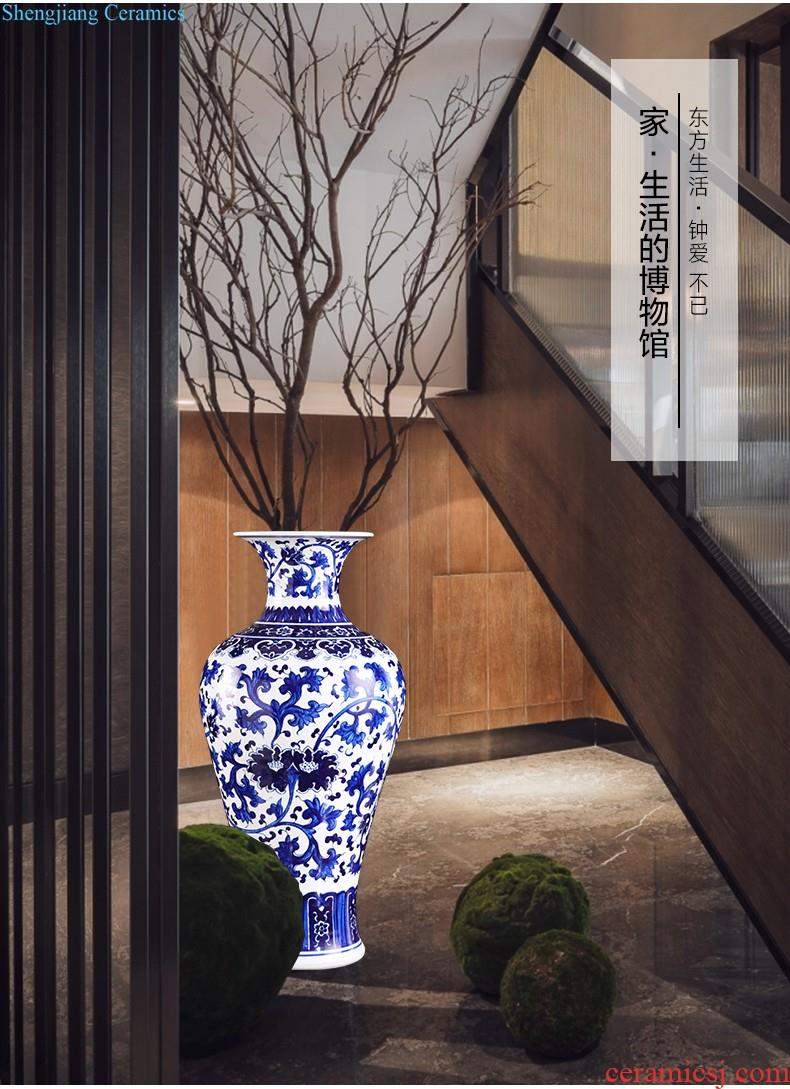 Jingdezhen ceramics of large vase furnishing articles large sitting room of Chinese style household adornment hand-painted porcelain arranging flowers