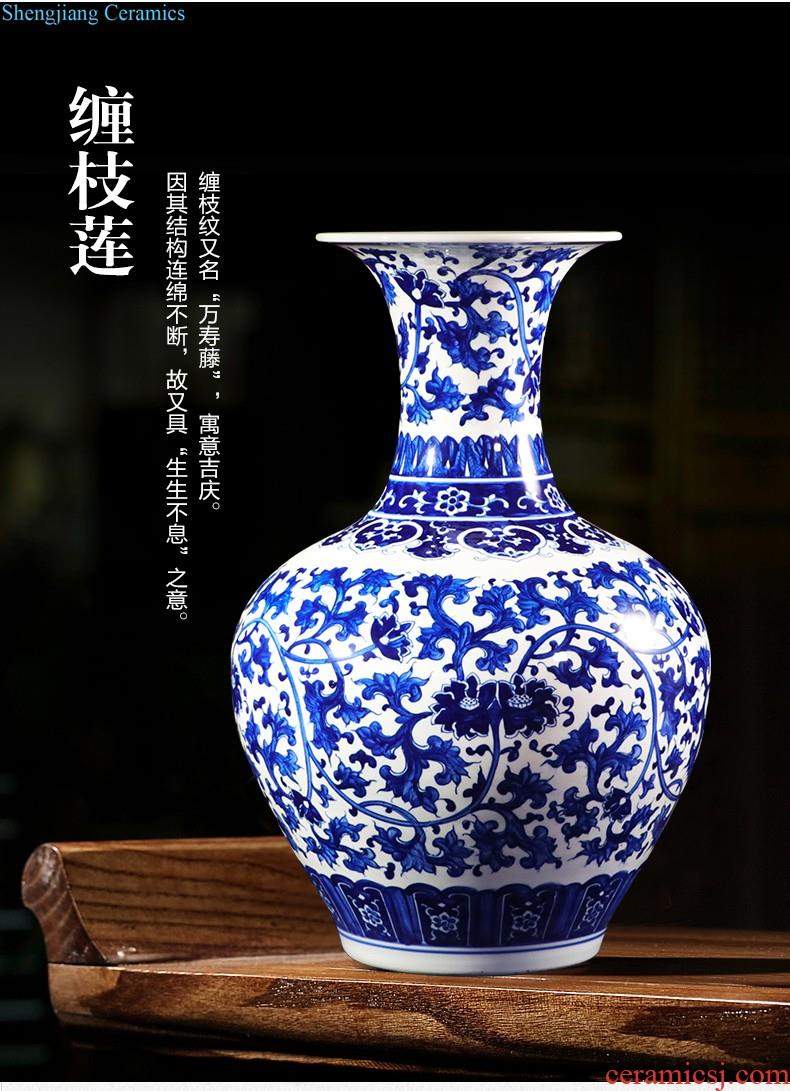 Jingdezhen ceramics of large vase furnishing articles large sitting room of Chinese style household adornment hand-painted porcelain arranging flowers