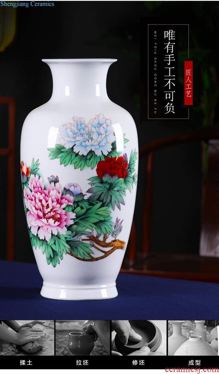 Jingdezhen ceramics hand-painted blue and white porcelain vase furnishing articles sitting room flower arranging the modern Chinese style household adornment TV ark