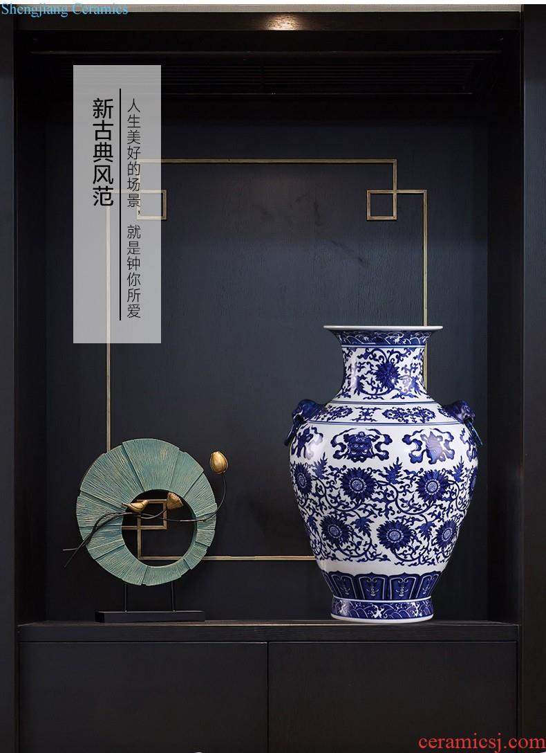 Jingdezhen porcelain ceramic hand-painted porcelain youligong gourd flower vase is placed the new Chinese style household ornaments